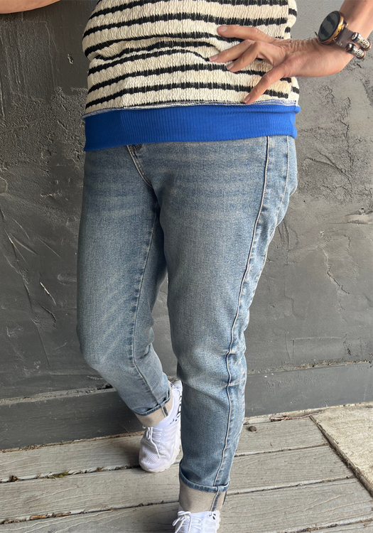 Judy Blue MR Vintage Wash SS Panel & Double Roll Cuff Boyfriend - Regular Sizes