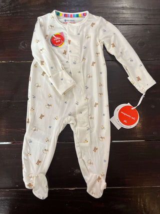 Magnetic Me Lullaby Lane Footie