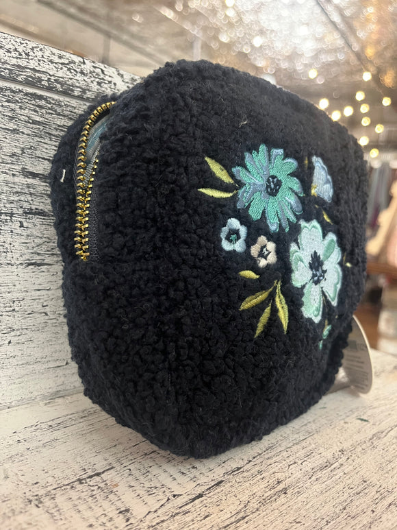 The Darling Effect Teddy Pouch Square Dainty Floral Navy