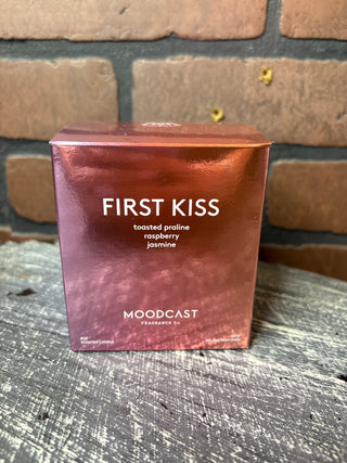 Moodcast First Kiss - 8oz Candle