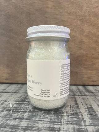 Midnight Paloma Tea Tree + Juniper 4oz Bath Soak