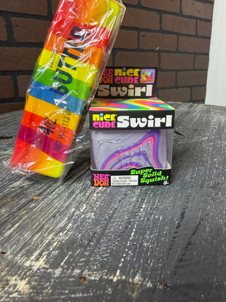 NeeDoh Swirl Nice Cube Bundle