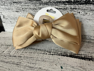 The Darling Effect Satin Bow Claw Clip Beige