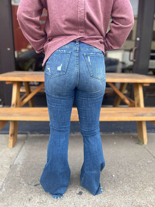 Judy Blue HW Contrast Wash Destroy Flare Jeans - Regular Sizes