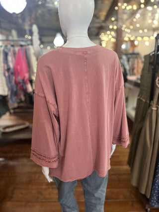 Easel Mauve 3/4 Sleeve Peace Patch Top - Regular Sizes