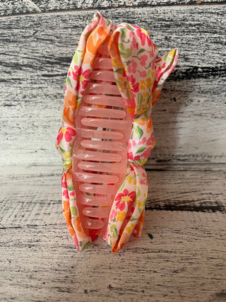 The Darling Effect Satin Bow Claw Clip Secret Garden Pink
