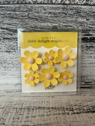 The Darling Effect Daisy Delight Magnet Set