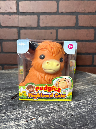 Pudgiez Highland Cow
