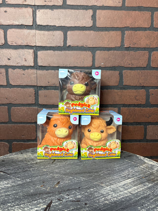 Pudgiez Highland Cow