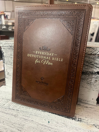 Christian Art Gifts Devotional Bible NLT for Men Faux Leather, Chestnut Brown