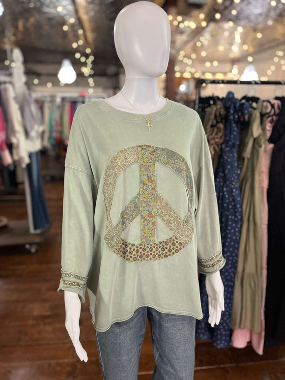 Easel Sage 3/4 Sleeve Peace Patch Loose Fit Top - Regular Sizes