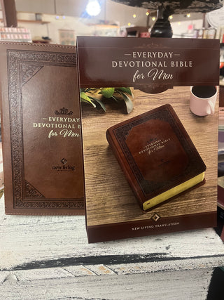 Christian Art Gifts Devotional Bible NLT for Men Faux Leather, Chestnut Brown