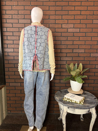 Oli & Hali Natural Textured Knit and Lace Mix Fitted Mock Neck Top
