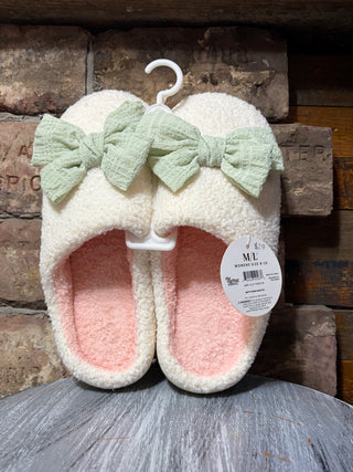 The Darling Effect Betty Bow Sage Fuzzy Slippers