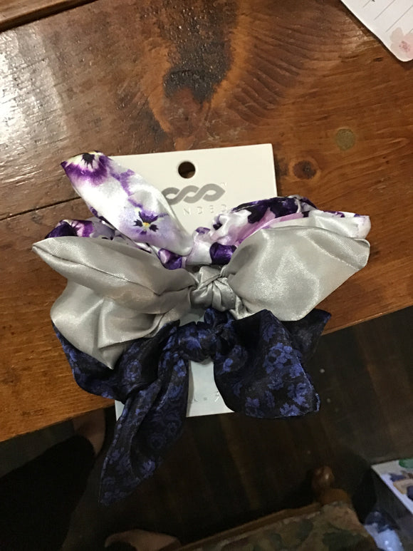 Banded Pansy Brocade Scrunchie Bow